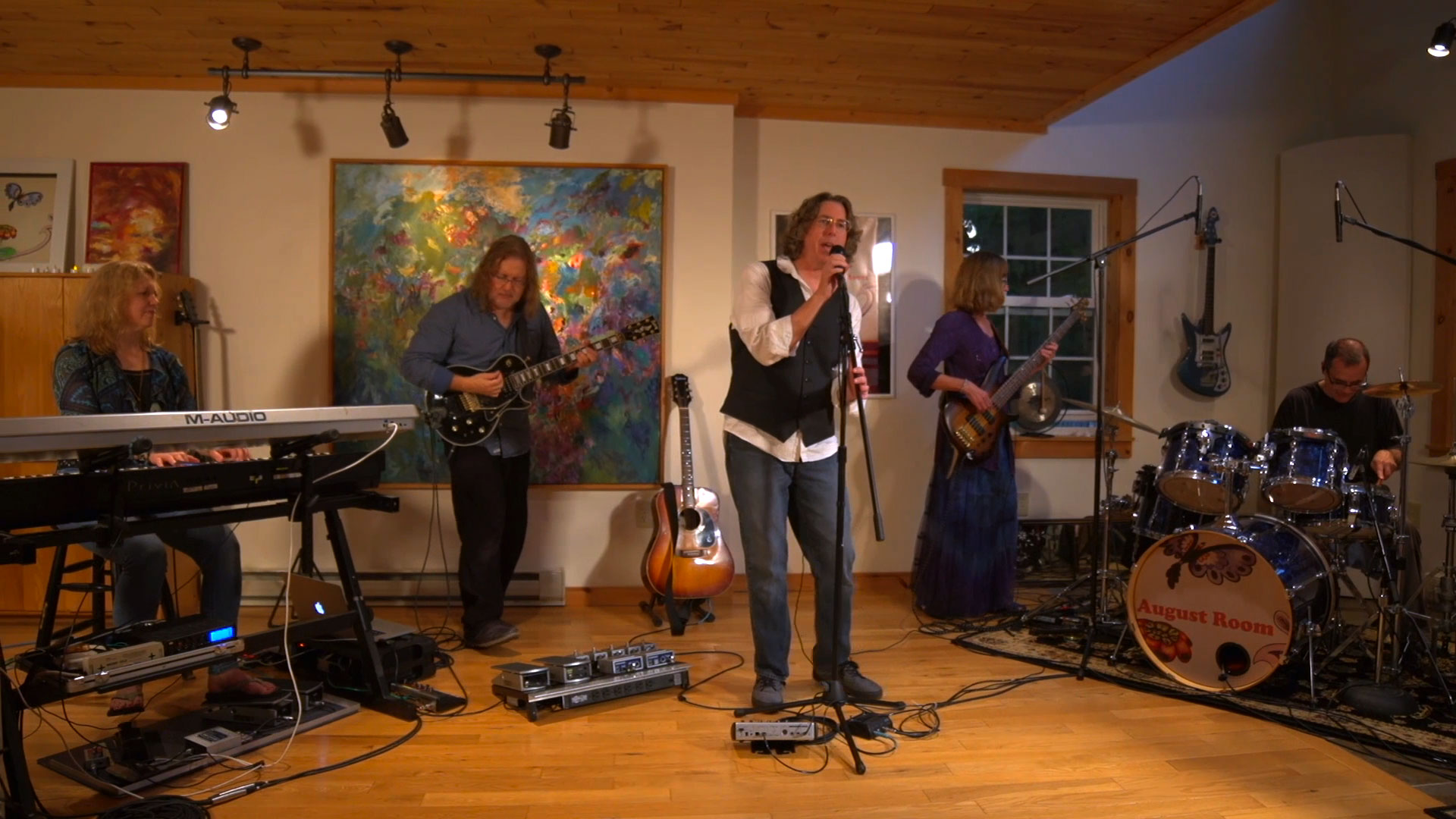 Band August Room performing on Metronome