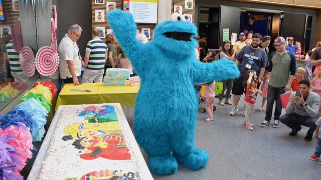 walk-around cookie monster at wpsu studios