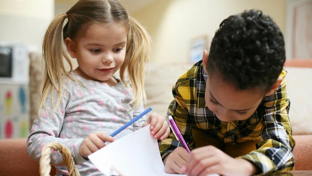 children writing poetry